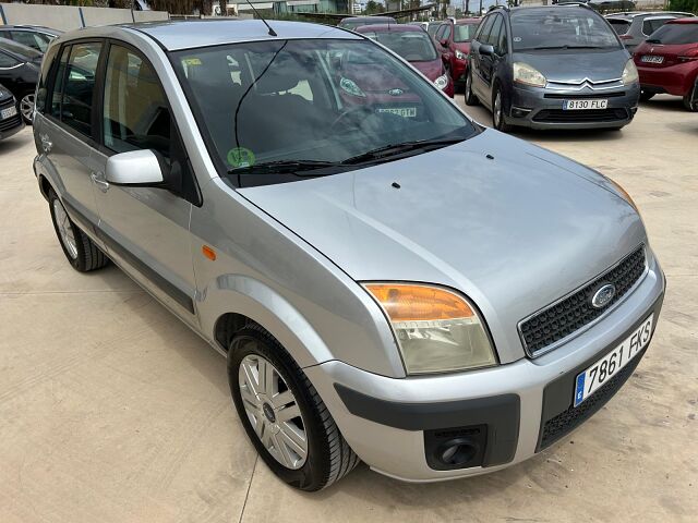 FORD FUSION TREND 1.6 AUTO SPANISH LHD IN SPAIN 105000 MILES SUPERB 2007